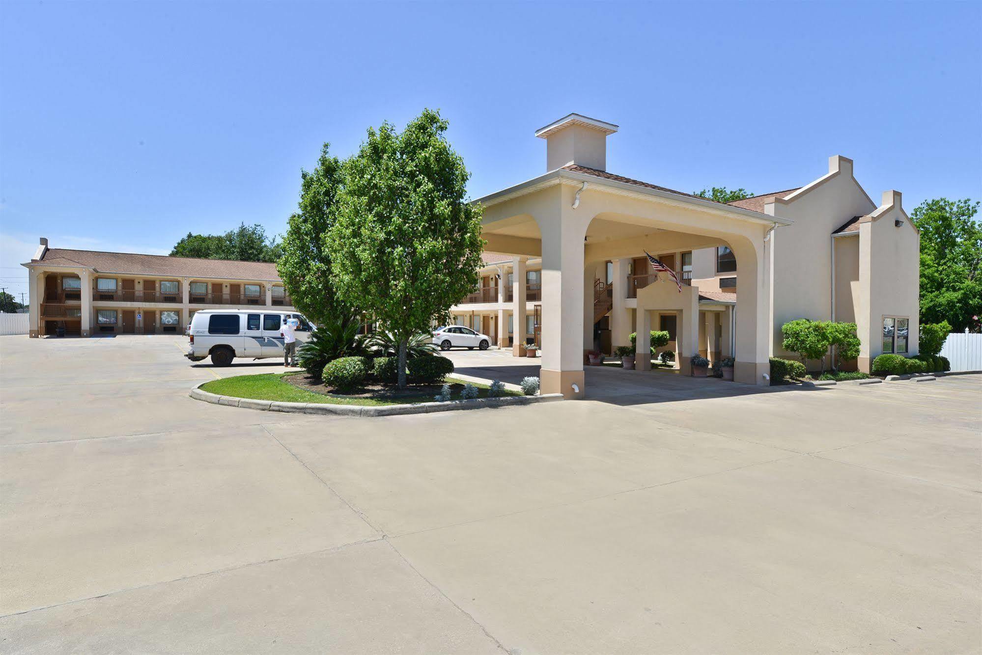Days Inn By Wyndham Abbeville Dış mekan fotoğraf
