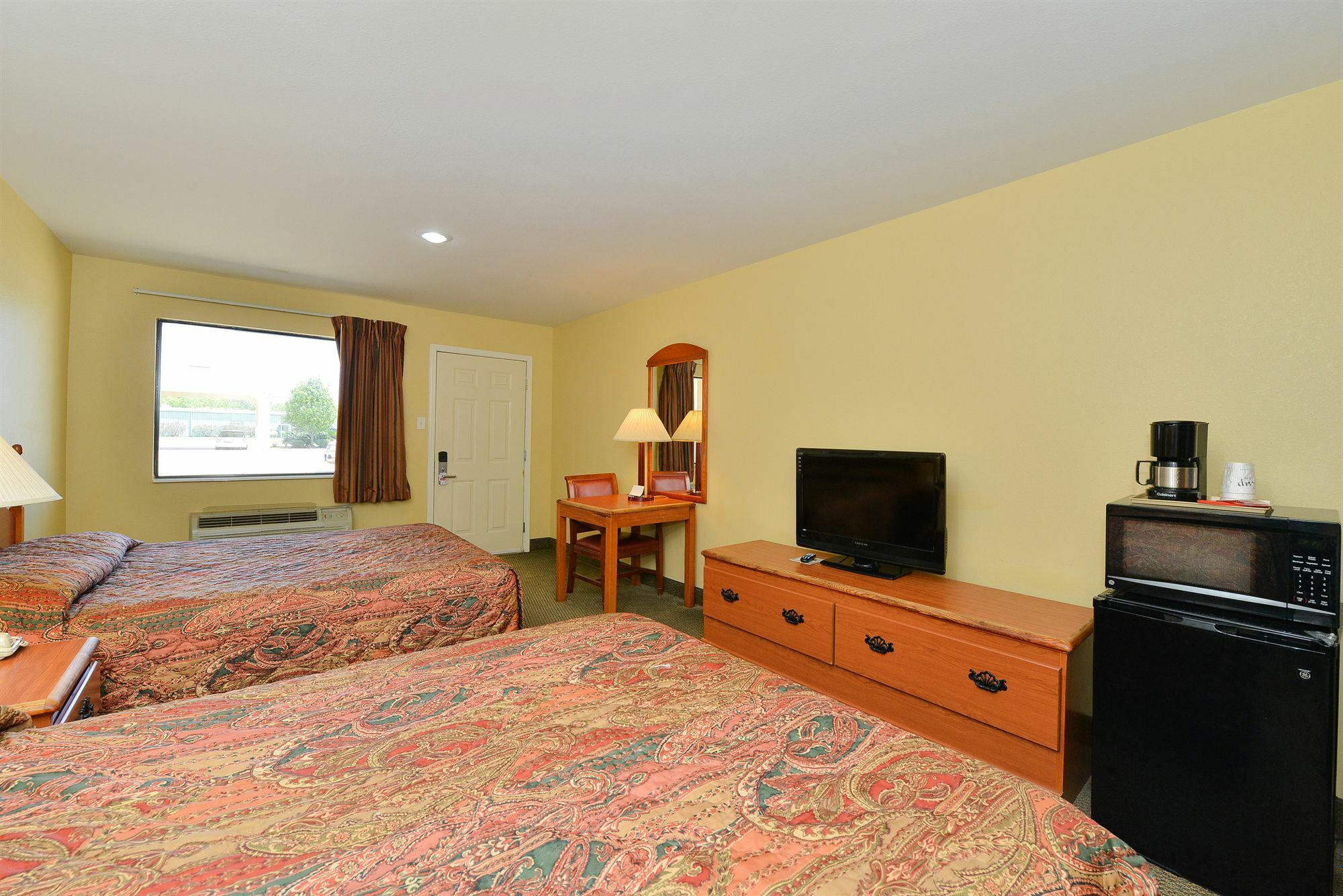 Days Inn By Wyndham Abbeville Dış mekan fotoğraf