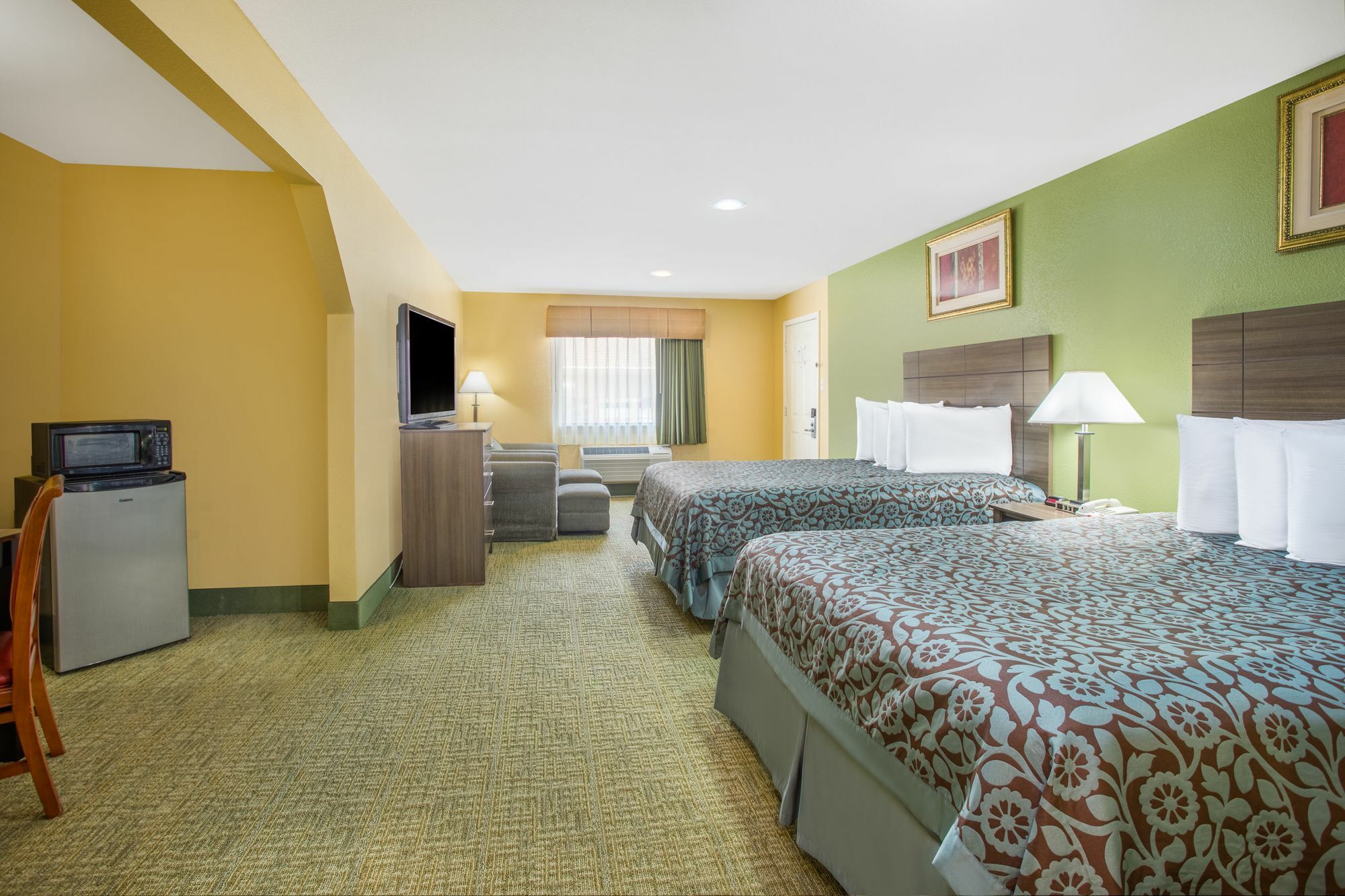 Days Inn By Wyndham Abbeville Dış mekan fotoğraf